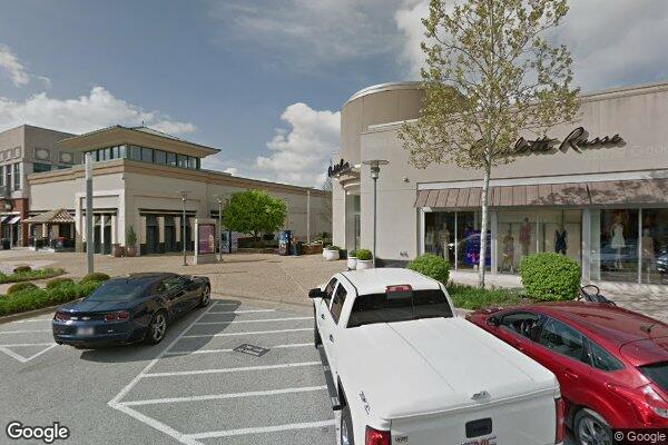 Bowles Aquarium storefront