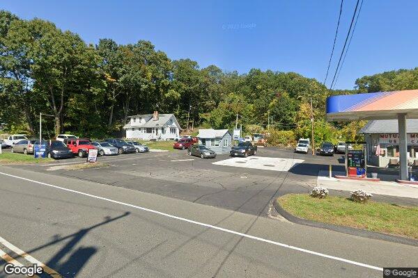 Danbury Aquarium and supplies storefront