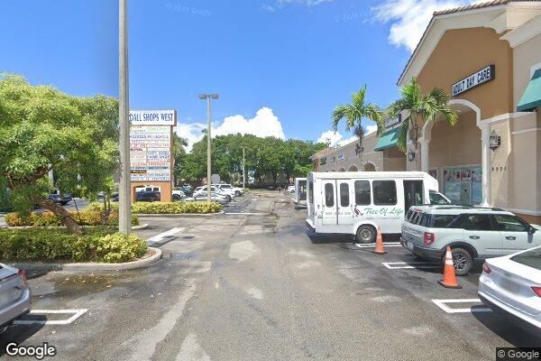 Miami Aquariums storefront