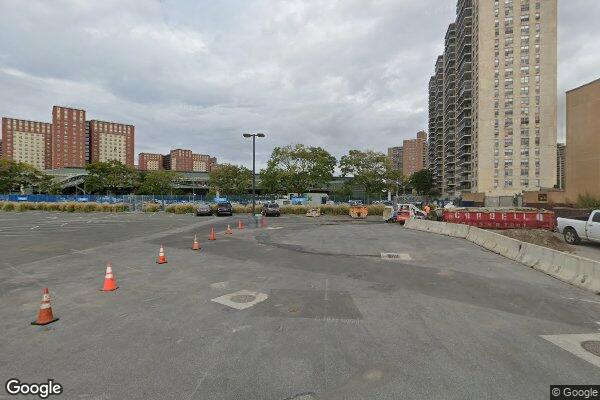 New York Aquarium storefront