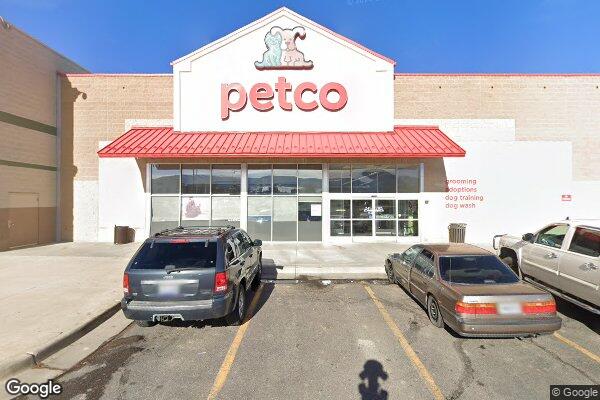 Petco storefront