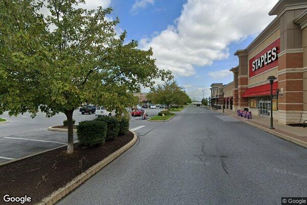 Petco storefront