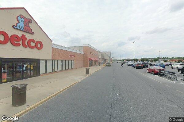 Petco storefront
