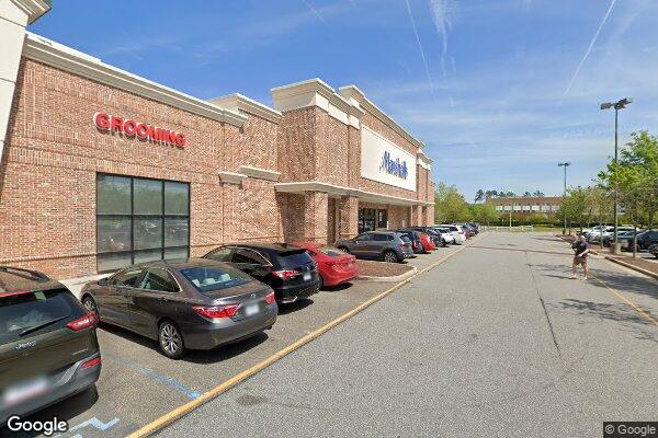 Petco storefront