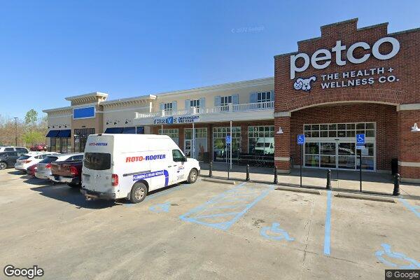 Petco storefront