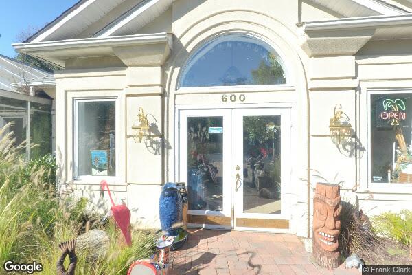 Tropic Bay Water Gardens storefront